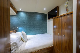 CHINA TIME 27 Mid Port Guest Stateroom