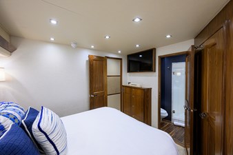 CHINA TIME 32 Starboard Guest Stateroom