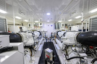 CHINA TIME 48 Engine Room