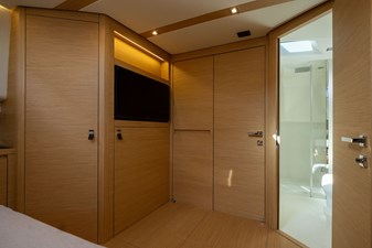 M/Y IDA 17