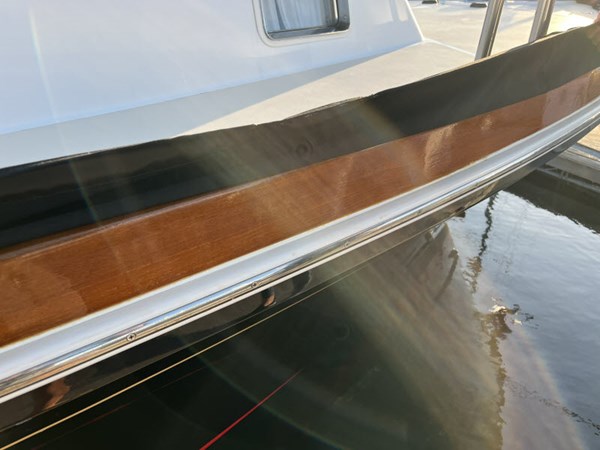 Wood caprail