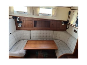 LIO KAI 1 Dinette full view