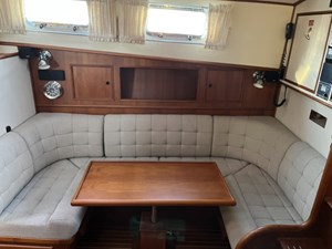 LIO KAI 8 Dinette full view
