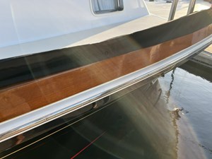 LIO KAI 57 Wood caprail