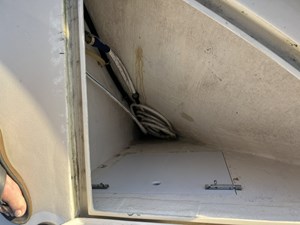 LIO KAI 61 Bow storage