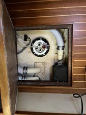 LIO KAI 74 Bilge equipment