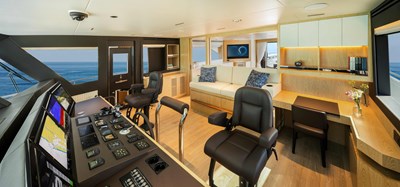 Horizon FD110 6 Horizon FD110 Hull 7 helm with Captains Desk.