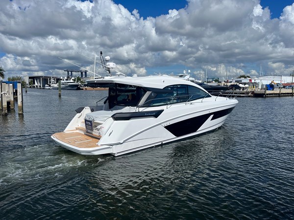 2022 Beneteau