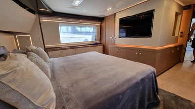 MERIDIANA 11 