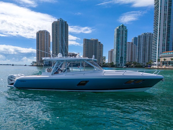 40' Intrepid _ Drone-8