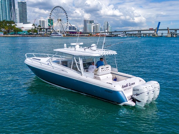 40' Intrepid _ Drone-15