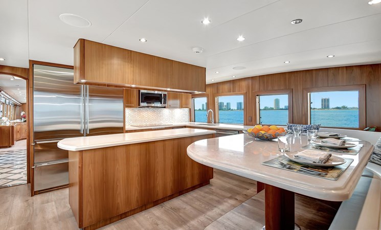 013 Main Deck Galley 02