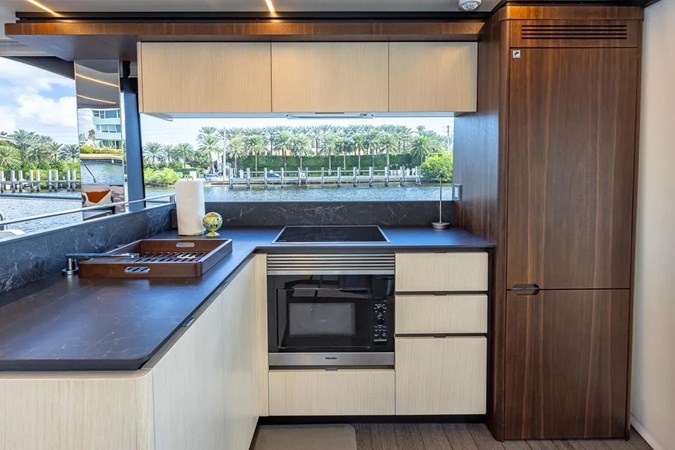 2023-astondoa-66-flybridge-power-9648912-20250107082749062-1_XLARGE Large