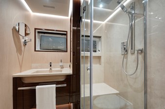 LAZZARA 100 UHV 20 Lower Deck Double Guest Stateroom Bath Aft