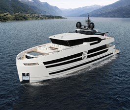 LAZZARA 100 UHV 41 Underway