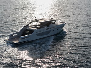 M/Y BEEGEE 43 052
