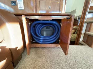 2007 Carver 43 Motor Yacht 20 