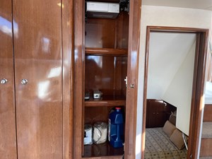 2007 Carver 43 Motor Yacht 27 