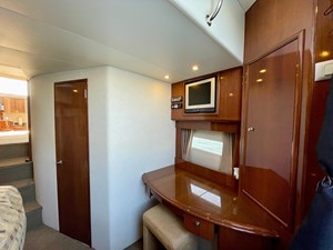 2007 Carver 43 Motor Yacht 37 