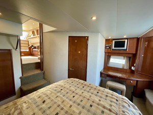 2007 Carver 43 Motor Yacht 39 
