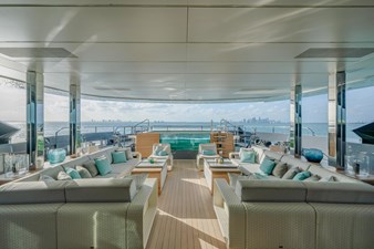 UTOPIA IV 3 Main Deck Aft