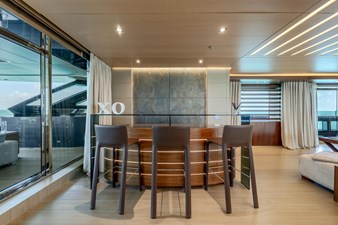 UTOPIA IV 9 Main Salon Bar