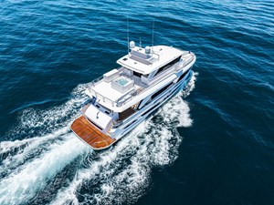 Horizon FD80-617 / AVAILABLE  FLIBS 2025 3 Horizon FD80 Hull 17 large boat deck space. 