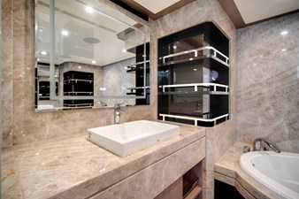 Ocean Alexander 37L 45 Ocean Alexander 37L 2025 OCEAN ALEXANDER 37L Motor Yacht Yacht MLS #441899 45