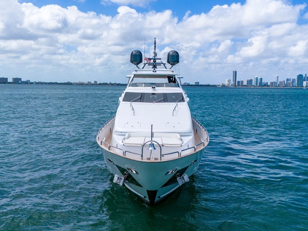 105' Azimut _ Drone-4