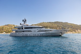 VIBRANCE 64 VIBRANCE 2004 AMELS  Motor Yacht Yacht MLS #442165 64