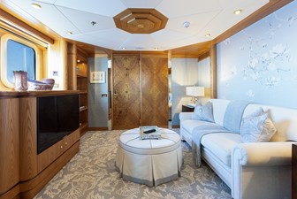 VIBRANCE 14 VIBRANCE 2004 AMELS  Motor Yacht Yacht MLS #442165 14