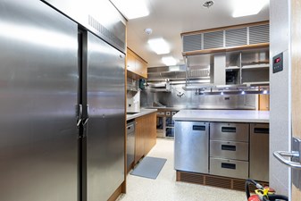 VIBRANCE 34 VIBRANCE 2004 AMELS  Motor Yacht Yacht MLS #442165 34