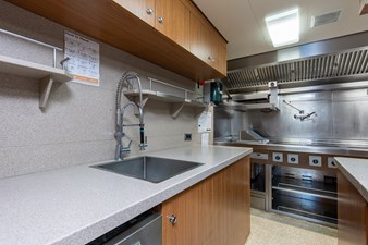 VIBRANCE 35 VIBRANCE 2004 AMELS  Motor Yacht Yacht MLS #442165 35