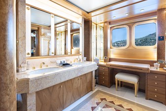 VIBRANCE 18 VIBRANCE 2004 AMELS  Motor Yacht Yacht MLS #442165 18