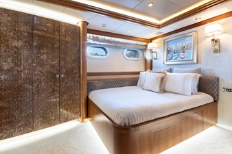 VIBRANCE 24 VIBRANCE 2004 AMELS  Motor Yacht Yacht MLS #442165 24