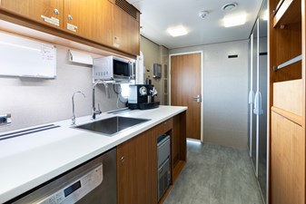 VIBRANCE 36 VIBRANCE 2004 AMELS  Motor Yacht Yacht MLS #442165 36