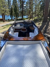 Chinkapin 2016 RIVA YACHT Aquariva Super Day Cruiser Yacht MLS #442318 4