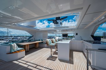 CHECKED OUT 35 Sundeck