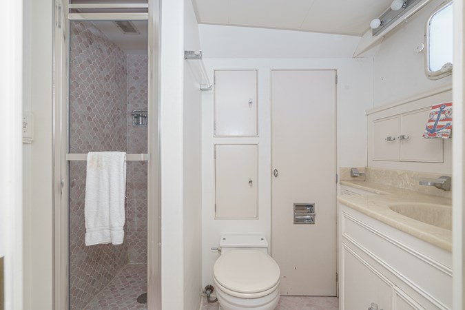 1st VIP In-suite Head