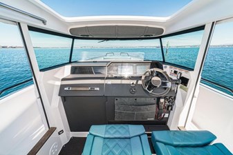 2021 Axopar XC Cross Cabin Brabus 10 