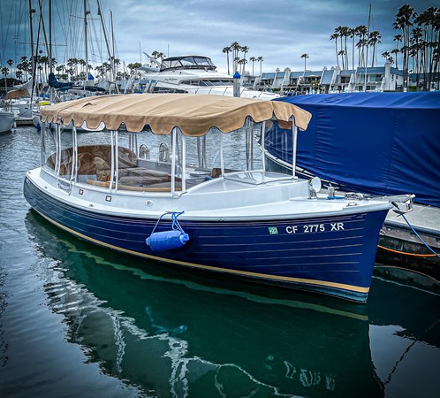 2022 DUFFY 22 CUDDY CABIN