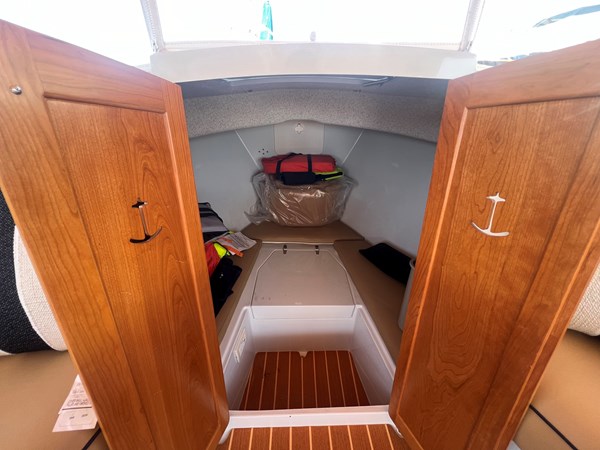 Forward Head/Cuddy cabin with cushions