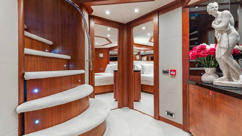 2009 Sunseeker 37 Metre Yacht
