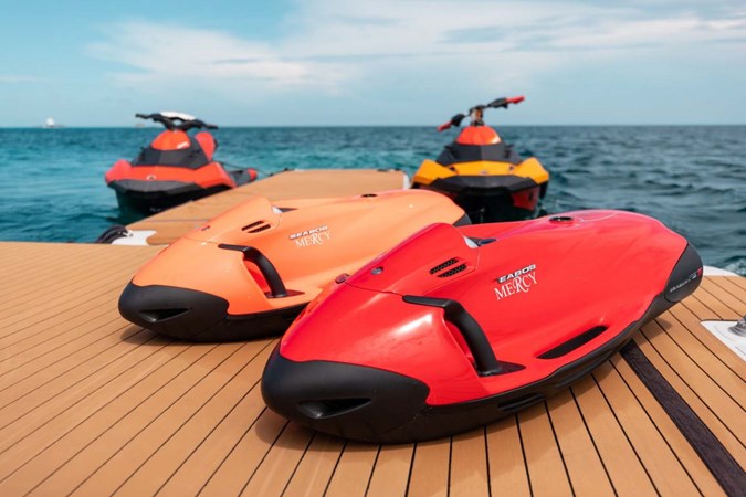 2009 Sunseeker 37 Metre Yacht