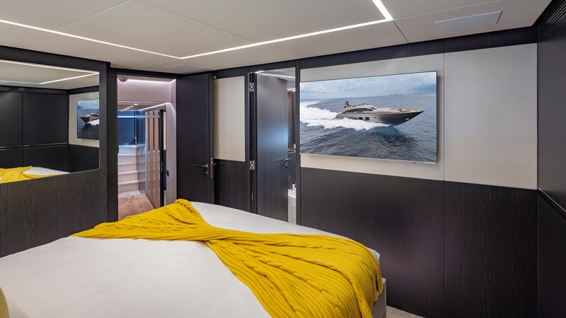 YachtsBlue-108-Pershing-2021-For Sale-76