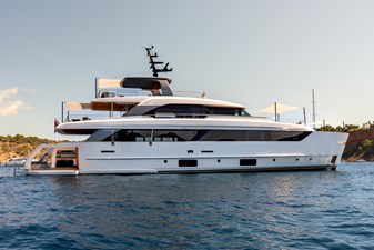 AV1 2025 SANLORENZO YACHTS SD118 Motor Yacht Yacht MLS #443005 2