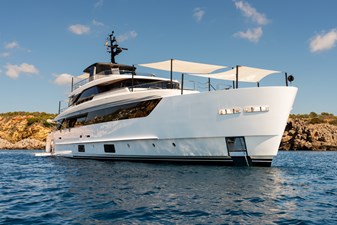 AV1 2025 SANLORENZO YACHTS SD118 Motor Yacht Yacht MLS #443005 3