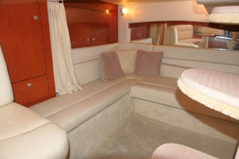GOOD TIMES 14 Interior Aft