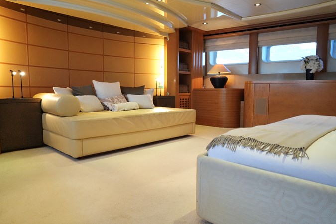 Master stateroom: a view to the bow