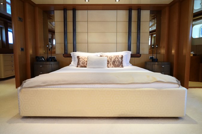 King size bed for dreams of a new destination